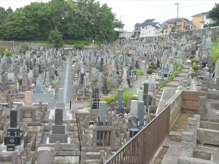 横浜市営 三ツ沢墓地