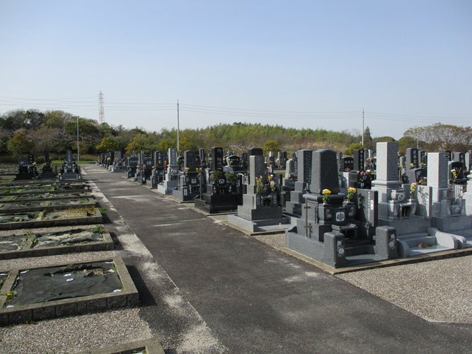 豊明市勅使墓園