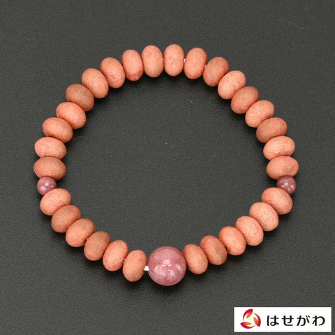草木染ブレス 桜染桜ミカン玉 バラ輝石 特徴1