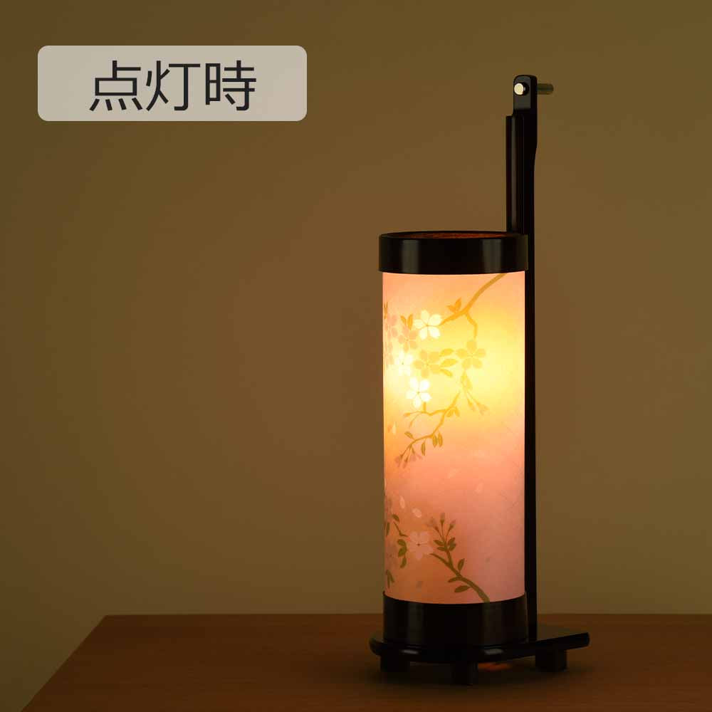 【美品】盆提灯　絹　桜　対 盆提灯 対柄 家紋行灯 本桜 対柄 亀印 40W 絹 紋二重 書き絵 芙蓉に菊