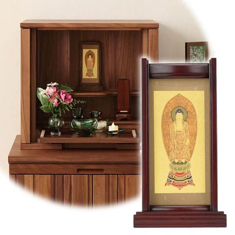 スタンド掛軸のご本尊が飾られているお仏壇