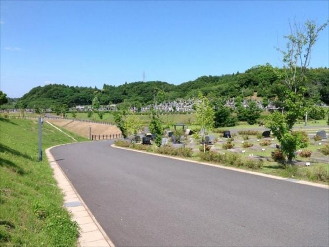 成田市営いずみ聖地公園