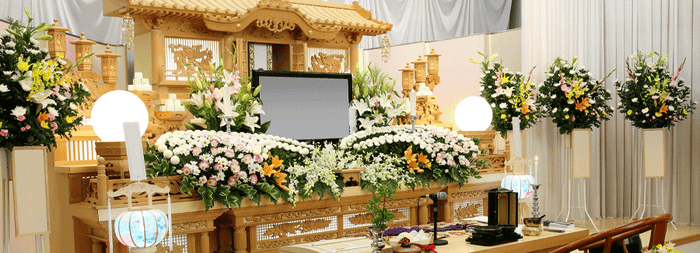 葬儀場の祭壇